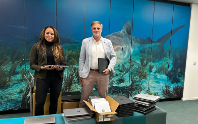 Flanderijn ondersteunt Humanitas met laptops